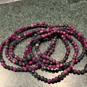 Ruby& Sapphire (one) 4mm faceted